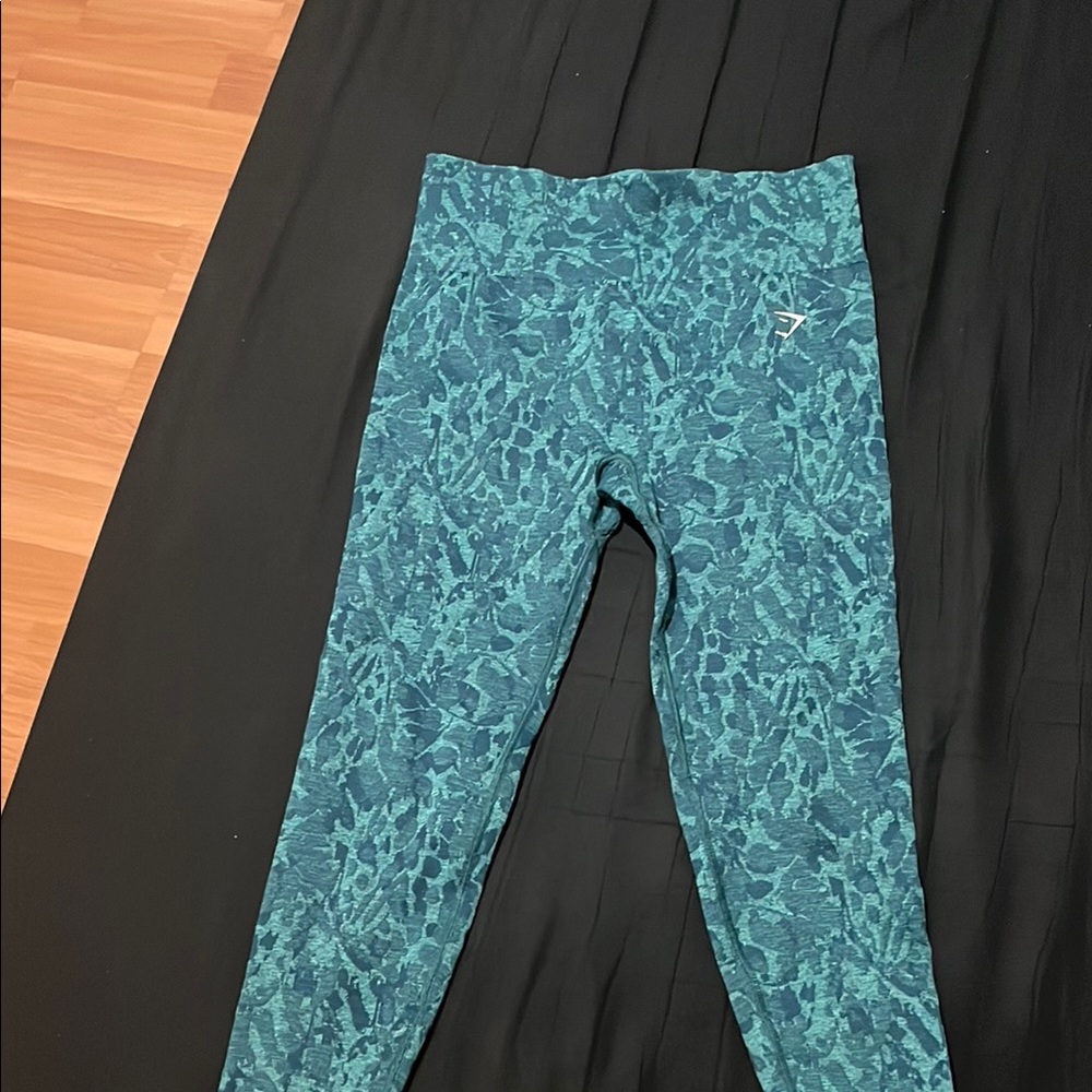 Gymshark teal adapt butterfly leggings Size Medium